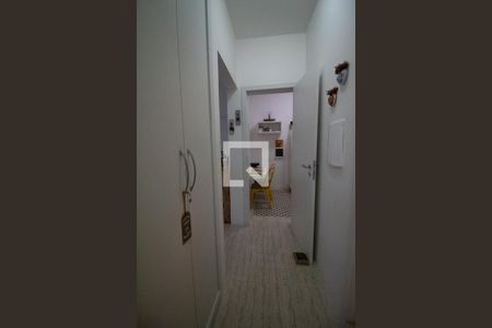 Corredor de apartamento para alugar com 2 quartos, 120m² em Cerqueira César, São Paulo