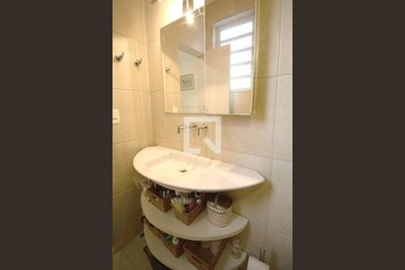 Apartamento para alugar com 120m², 2 quartos e 1 vaga Apartamento para alugar com 120m², 2 quartos e 1 vagaBanheiro da Suíte