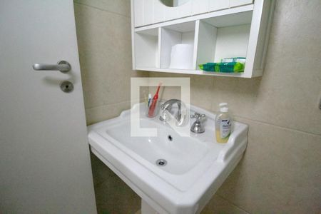 Apartamento para alugar com 120m², 2 quartos e 1 vaga Apartamento para alugar com 120m², 2 quartos e 1 vagaBanheiro