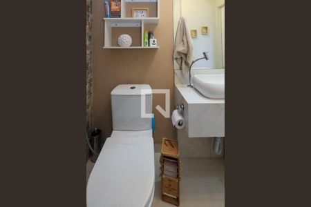 Apartamento à venda com 170m², 4 quartos e sem vagaBanheiro da Suíte 2