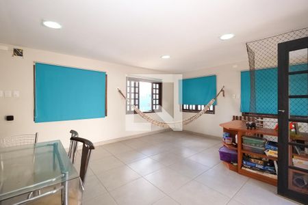 Apartamento à venda com 170m², 4 quartos e sem vagaSala