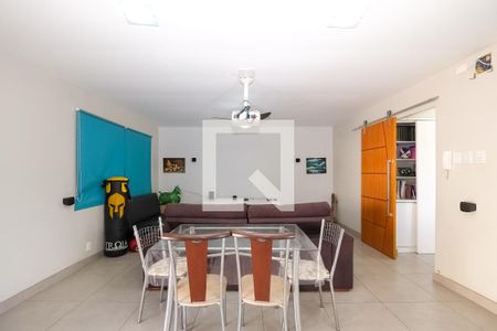 Apartamento à venda com 170m², 4 quartos e sem vagaSala