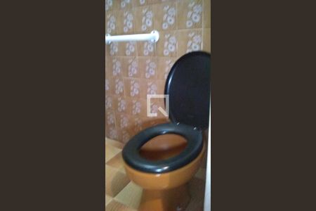 Casa à venda com 120m², 2 quartos e 1 vaga Casa à venda com 120m², 2 quartos e 1 vagaBanheiro da Suíte