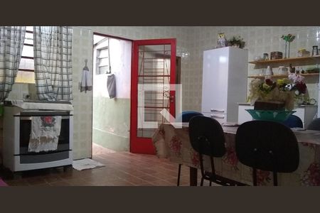 Casa à venda com 120m², 2 quartos e 1 vaga Casa à venda com 120m², 2 quartos e 1 vagaCozinha