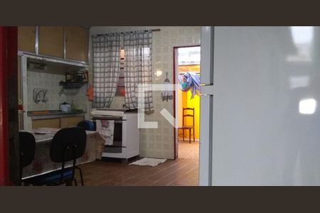 Casa à venda com 120m², 2 quartos e 1 vaga Casa à venda com 120m², 2 quartos e 1 vagaCozinha