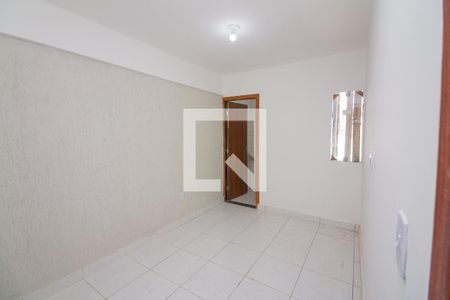 Quarto de apartamento para alugar com 1 quarto, 28m² em Taguatinga Sul (taguatinga), Brasília