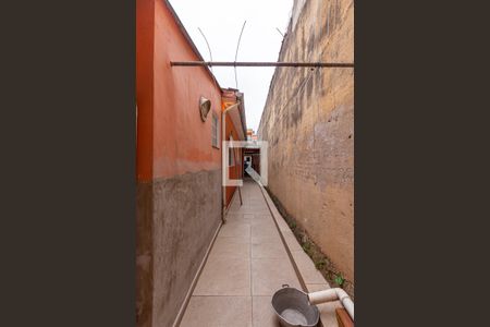 Casa à venda com 162m², 2 quartos e 3 vagas Casa à venda com 162m², 2 quartos e 3 vagasCorredor Externo