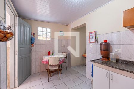 Casa à venda com 162m², 2 quartos e 3 vagas Casa à venda com 162m², 2 quartos e 3 vagasCozinha