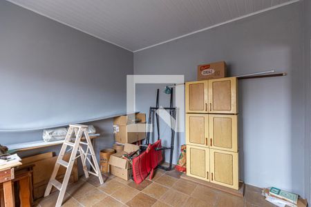 Casa à venda com 162m², 2 quartos e 3 vagas Casa à venda com 162m², 2 quartos e 3 vagasQuarto de Serviço 3 / Quarto 2 - Edícula