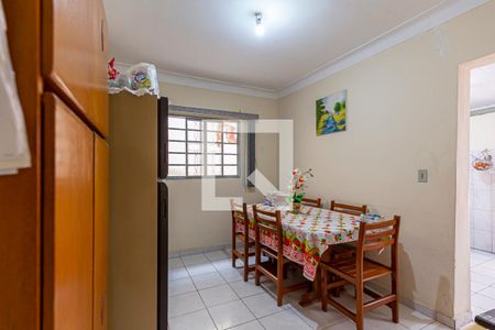 Casa à venda com 162m², 2 quartos e 3 vagas Casa à venda com 162m², 2 quartos e 3 vagasSala de Jantar