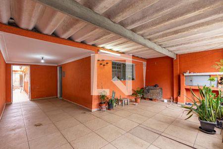 Casa à venda com 162m², 2 quartos e 3 vagas Casa à venda com 162m², 2 quartos e 3 vagasGaragem