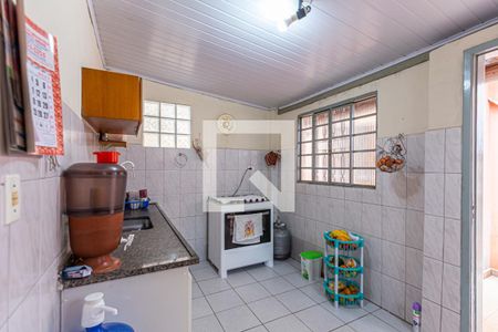 Casa à venda com 162m², 2 quartos e 3 vagas Casa à venda com 162m², 2 quartos e 3 vagasCozinha