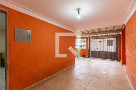 Casa à venda com 162m², 2 quartos e 3 vagas Casa à venda com 162m², 2 quartos e 3 vagasGaragem