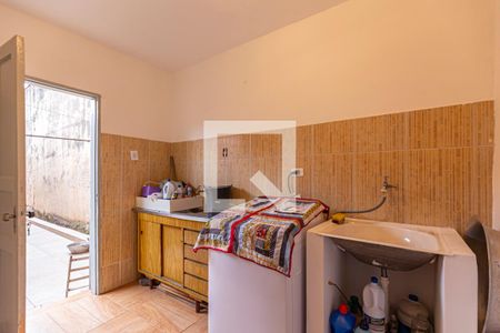 Casa à venda com 162m², 2 quartos e 3 vagas Casa à venda com 162m², 2 quartos e 3 vagasÁrea de Serviço / Cozinha - Edícula