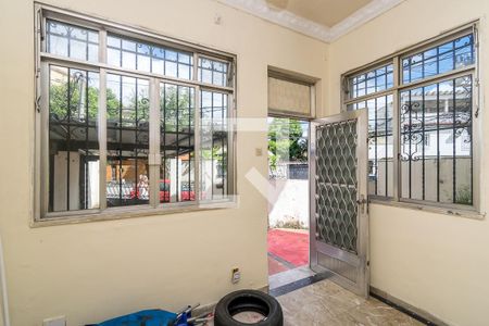 Sala de apartamento à venda com 2 quartos, 74m² em Brás de Pina, Rio de Janeiro