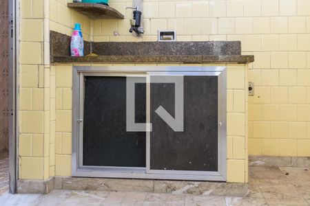 Apartamento à venda com 74m², 2 quartos e 1 vaga Apartamento à venda com 74m², 2 quartos e 1 vagaCozinha - Armários