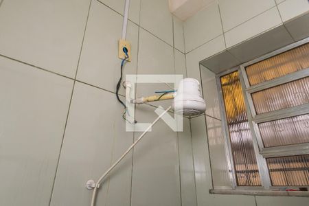 Apartamento à venda com 74m², 2 quartos e 1 vaga Apartamento à venda com 74m², 2 quartos e 1 vagaBanheiro