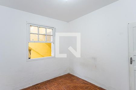 Quarto 2 de casa para alugar com 2 quartos, 90m² em Parque Peruche, São Paulo