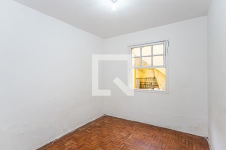 Quarto 2 de casa para alugar com 2 quartos, 90m² em Parque Peruche, São Paulo