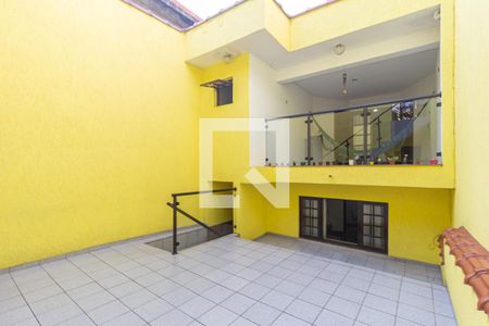 Casa à venda com 140m², 2 quartos e 2 vagasQuintal