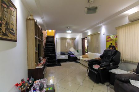 Sala de casa de condomínio à venda com 4 quartos, 201m² em Quarta Parada, São Paulo