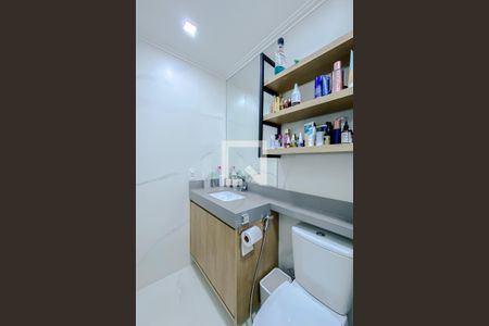 Apartamento à venda com 77m², 2 quartos e 1 vagaBanheiro da Suíte