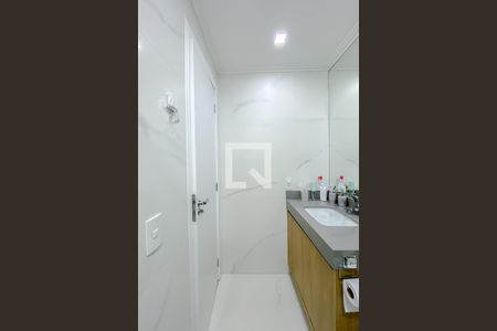 Apartamento à venda com 77m², 2 quartos e 1 vagaBanheiro da Suíte