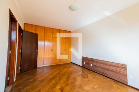 Apartamento à venda com 170m², 3 quartos e 2 vagasSuíte