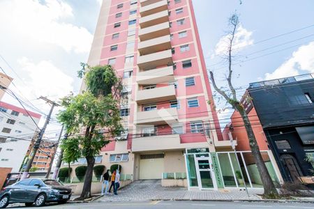 Apartamento à venda com 170m², 3 quartos e 2 vagasFachada