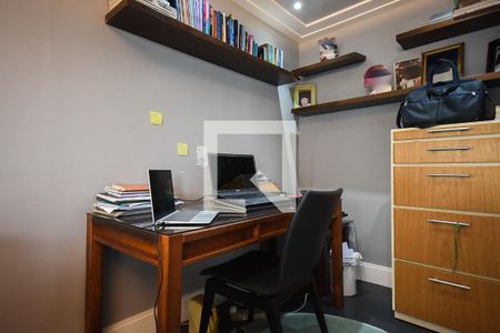 Escritório de apartamento à venda com 3 quartos, 114m² em Parque do Morumbi, São Paulo