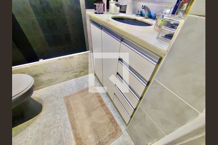 Apartamento à venda com 95m², 3 quartos e 1 vagaSuíte banheiro 