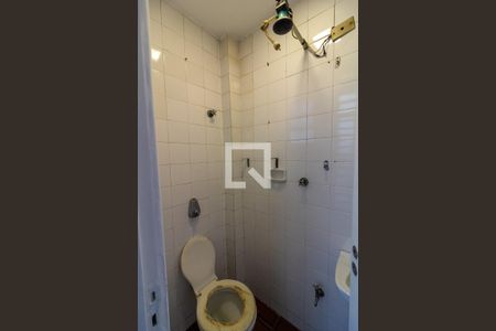 Apartamento para alugar com 142m², 4 quartos e 1 vaga Apartamento para alugar com 142m², 4 quartos e 1 vagaBanheiro Área de Serviço