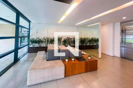 Apartamento para alugar com 62m², 1 quarto e 1 vagaHall