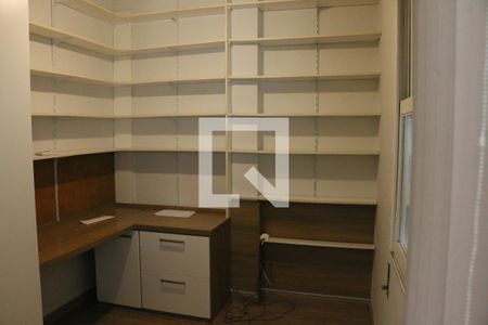 Quarto 1 de apartamento para alugar com 2 quartos, 85m² em Botafogo, Rio de Janeiro