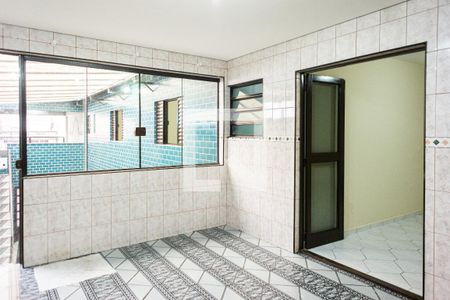 Casa à venda com 80m², 2 quartos e 1 vagaCozinha e Área de Serviço