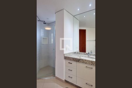 Apartamento à venda com 91m², 1 quarto e 2 vagasBanheiro da Suíte