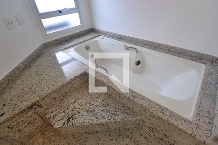 Apartamento à venda com 91m², 1 quarto e 2 vagasBanheiro da Suíte