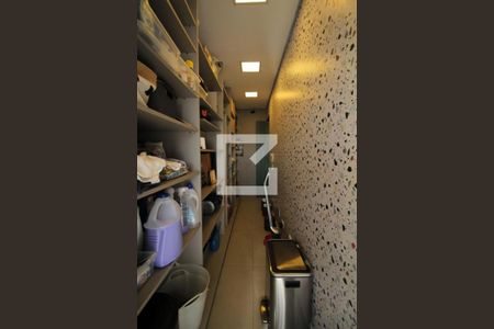 Apartamento à venda com 164m², 2 quartos e 3 vagasDespensa 