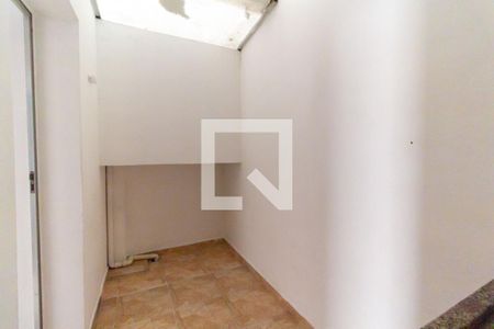 Cozinha de apartamento para alugar com 0 quarto, 25m² em Vila Canero, São Paulo