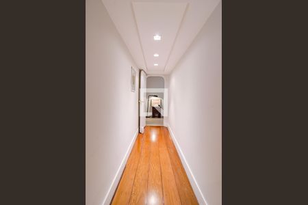 Apartamento à venda com 204m², 3 quartos e 1 vagaCorredor