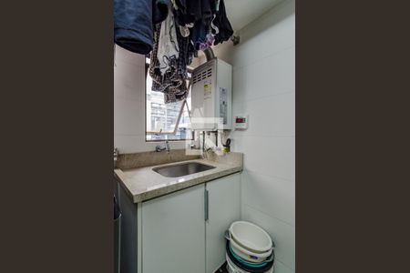 Apartamento à venda com 204m², 3 quartos e 1 vagaÁrea de serviço