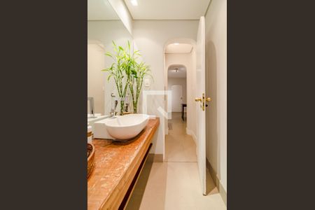 Apartamento à venda com 204m², 3 quartos e 1 vagaLavabo