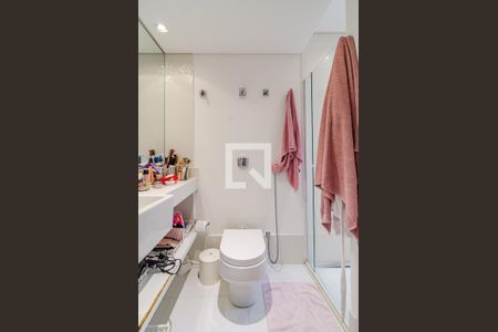 Apartamento à venda com 204m², 3 quartos e 1 vagaBanheiro da suíte 3