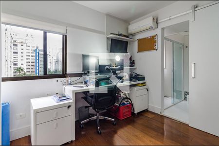 Apartamento à venda com 204m², 3 quartos e 1 vagaSuíte 2