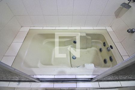 Casa à venda com 193m², 3 quartos e 1 vagaQuarto 1 - Suíte Banheiro 