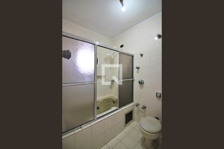 Casa à venda com 193m², 3 quartos e 1 vagaQuarto 1 - Suíte Banheiro 