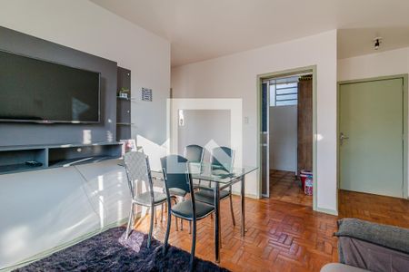 Sala de apartamento à venda com 2 quartos, 72m² em Medianeira, Porto Alegre