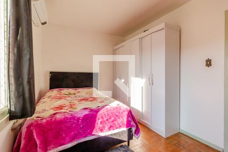 Quarto 1 de apartamento à venda com 2 quartos, 72m² em Medianeira, Porto Alegre