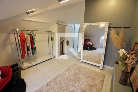 Casa de condomínio à venda com 118m², 3 quartos e 1 vaga Sótão