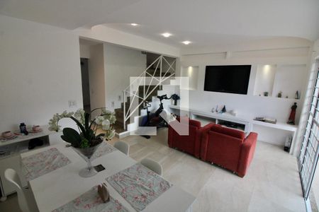 Sala de casa de condomínio à venda com 3 quartos, 118m² em Vargem Pequena, Rio de Janeiro